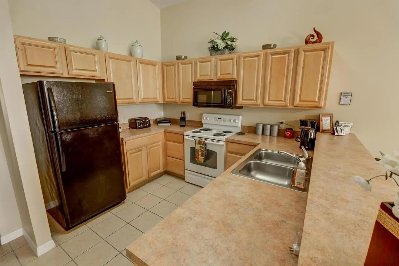 Magical Highgate Park Vacation Home Davenport