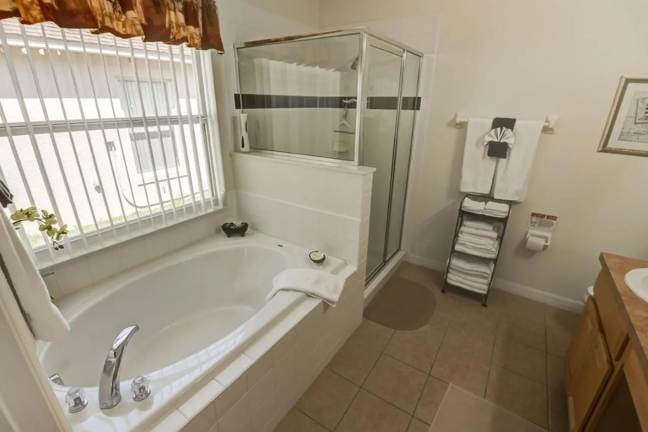 Magical Highgate Park Vacation Home Davenport Holiday home